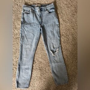 Abercrombie & Fitch High Rise Mom Jeans